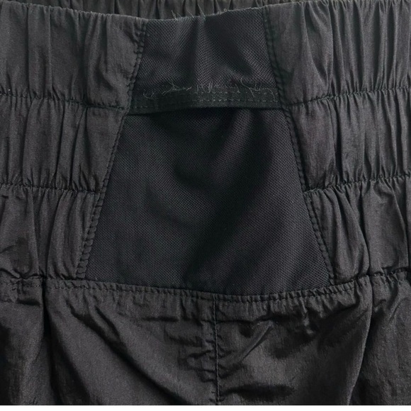 Free People Movement Shorts Black
The Way Home Medium  Athletic - Picture 7 of 9